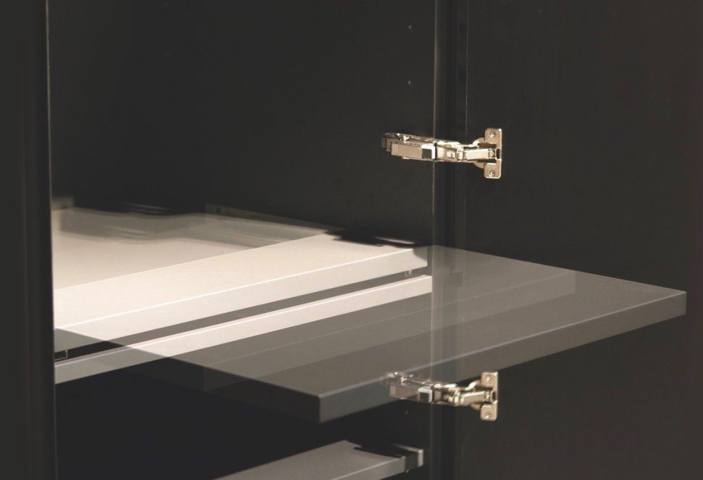 Uittrekbare%20kastplank%20voor%20servieskast